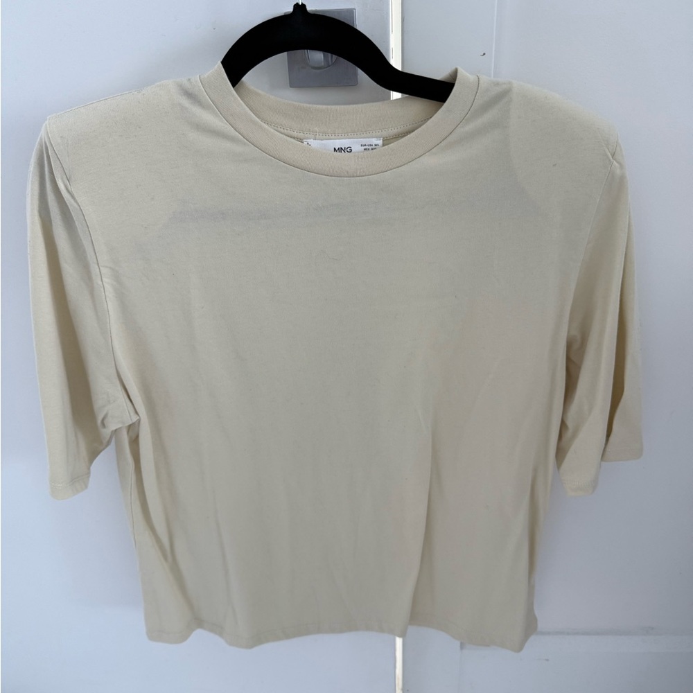 Mango Beige shoulder pad Short Sleeve Women's Tee